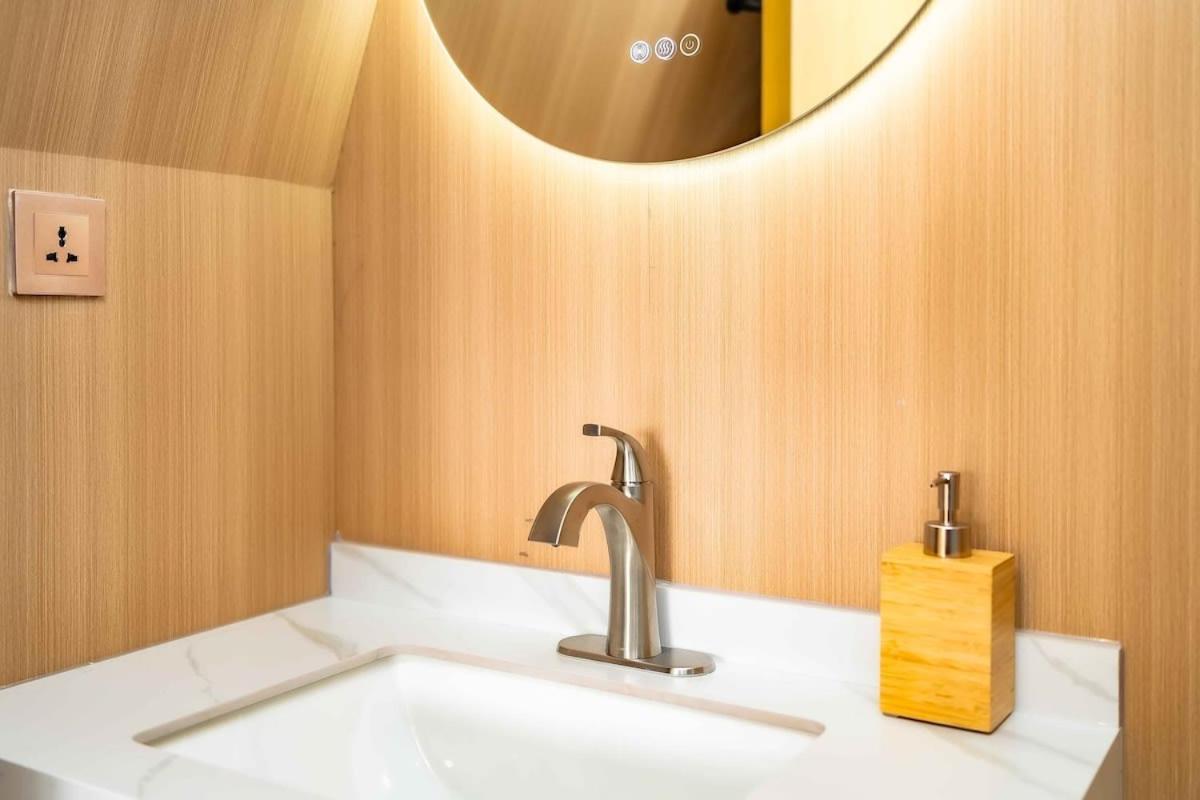 فندق Glamping In The Urban غليندورا المظهر الخارجي الصورة