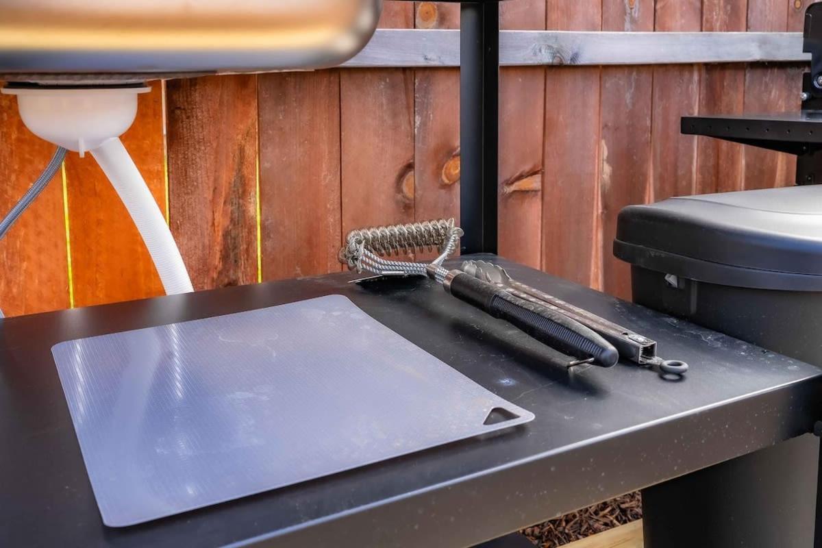 فندق Glamping In The Urban غليندورا المظهر الخارجي الصورة