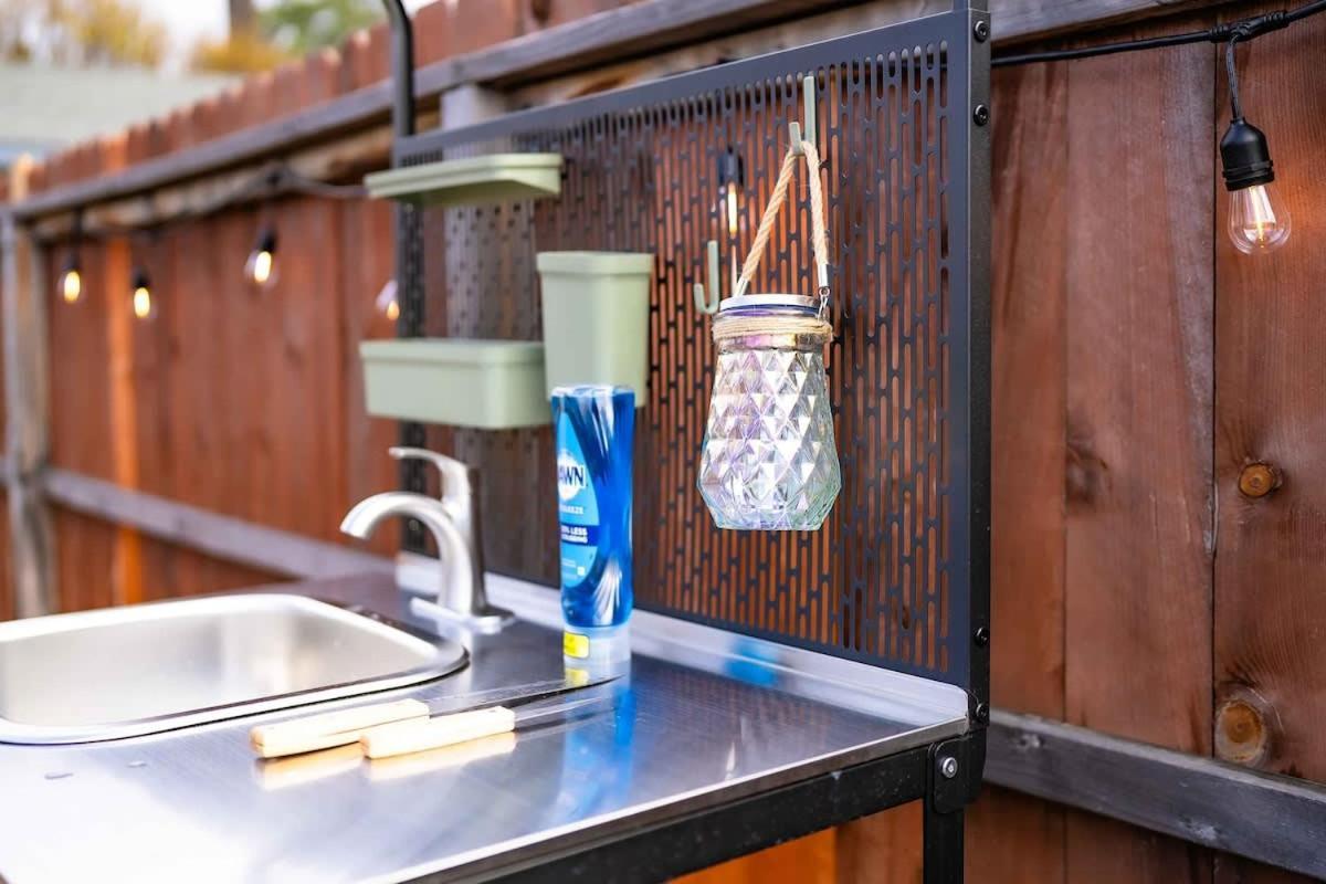 فندق Glamping In The Urban غليندورا المظهر الخارجي الصورة