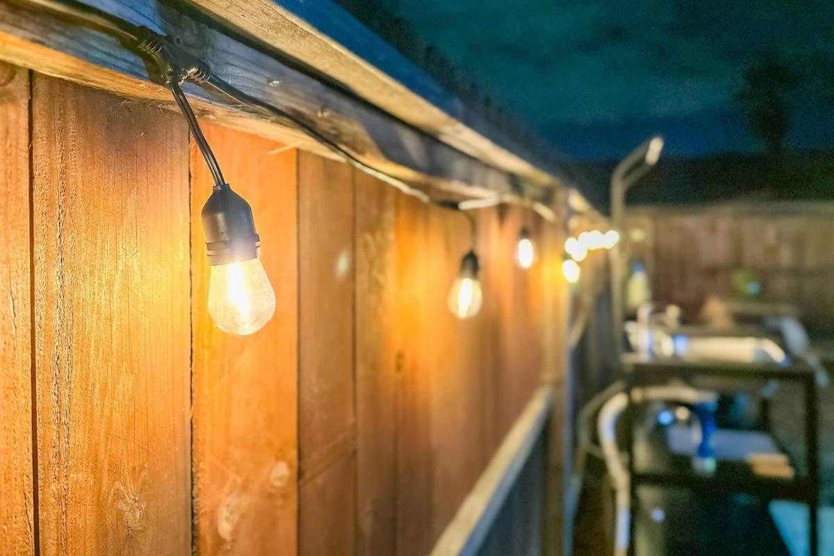 فندق Glamping In The Urban غليندورا المظهر الخارجي الصورة