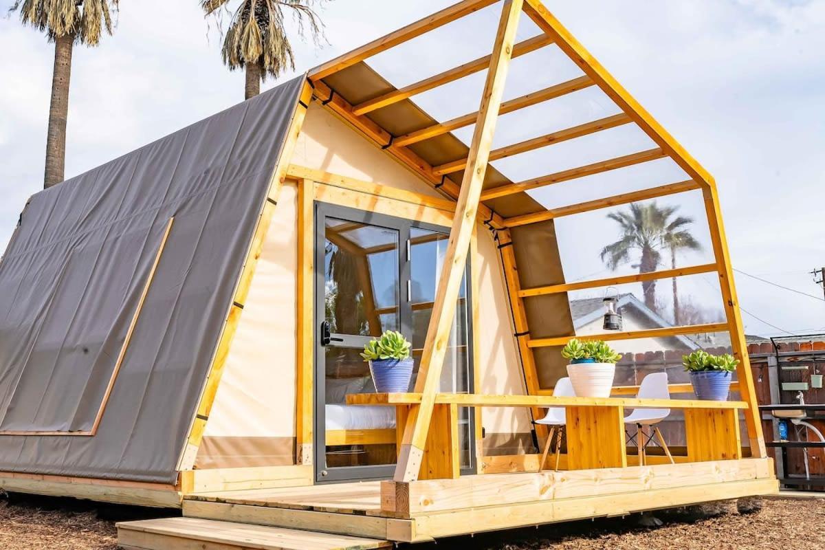فندق Glamping In The Urban غليندورا المظهر الخارجي الصورة